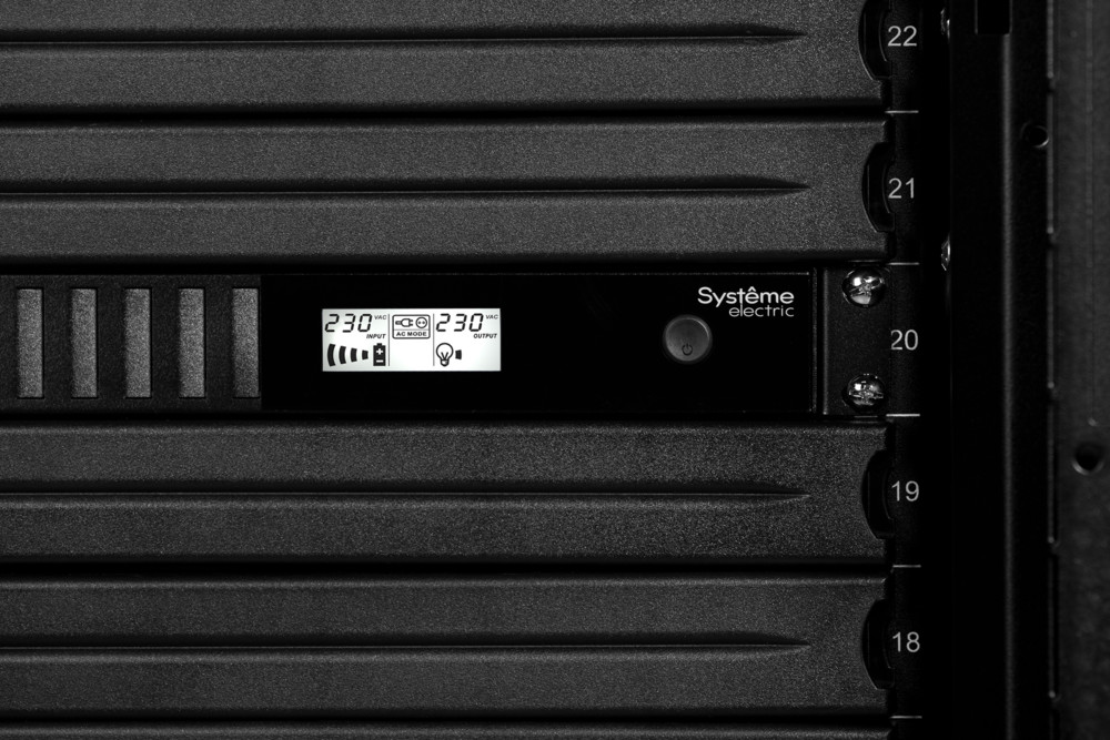 Systeme Electric Smart-Save SMT 750VA SMTSE750RMI1U