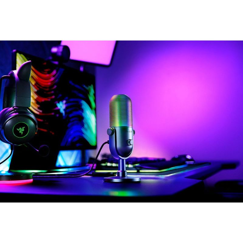 Razer Seiren V3 Chroma - Black RZ19-05060100-R3M1