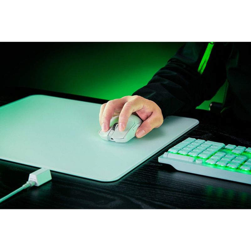 Razer Viper V3 Pro White Gaming Mouse RZ01-05120200-R3G1