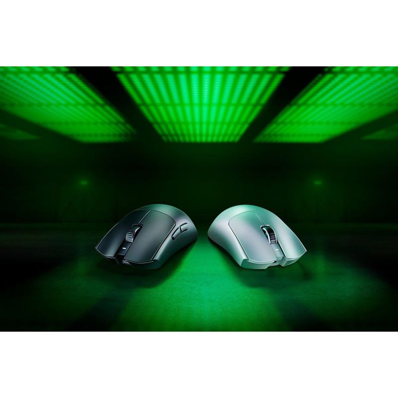 Razer Viper V3 Pro White Gaming Mouse RZ01-05120200-R3G1