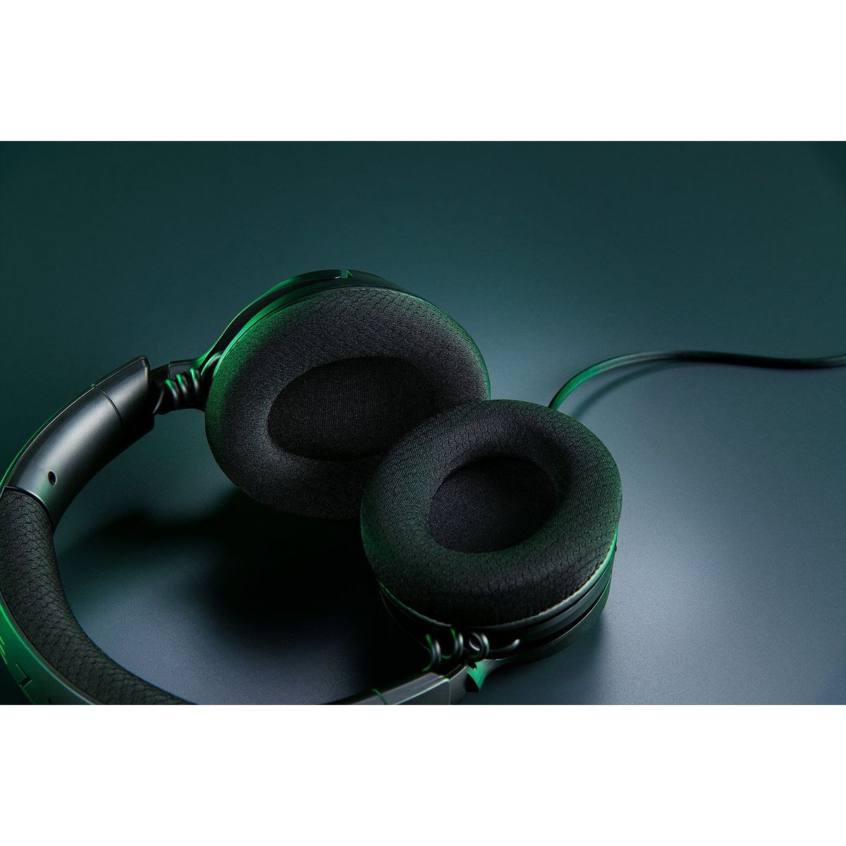 Razer Kraken V4 X RZ04-05180100-R3M1