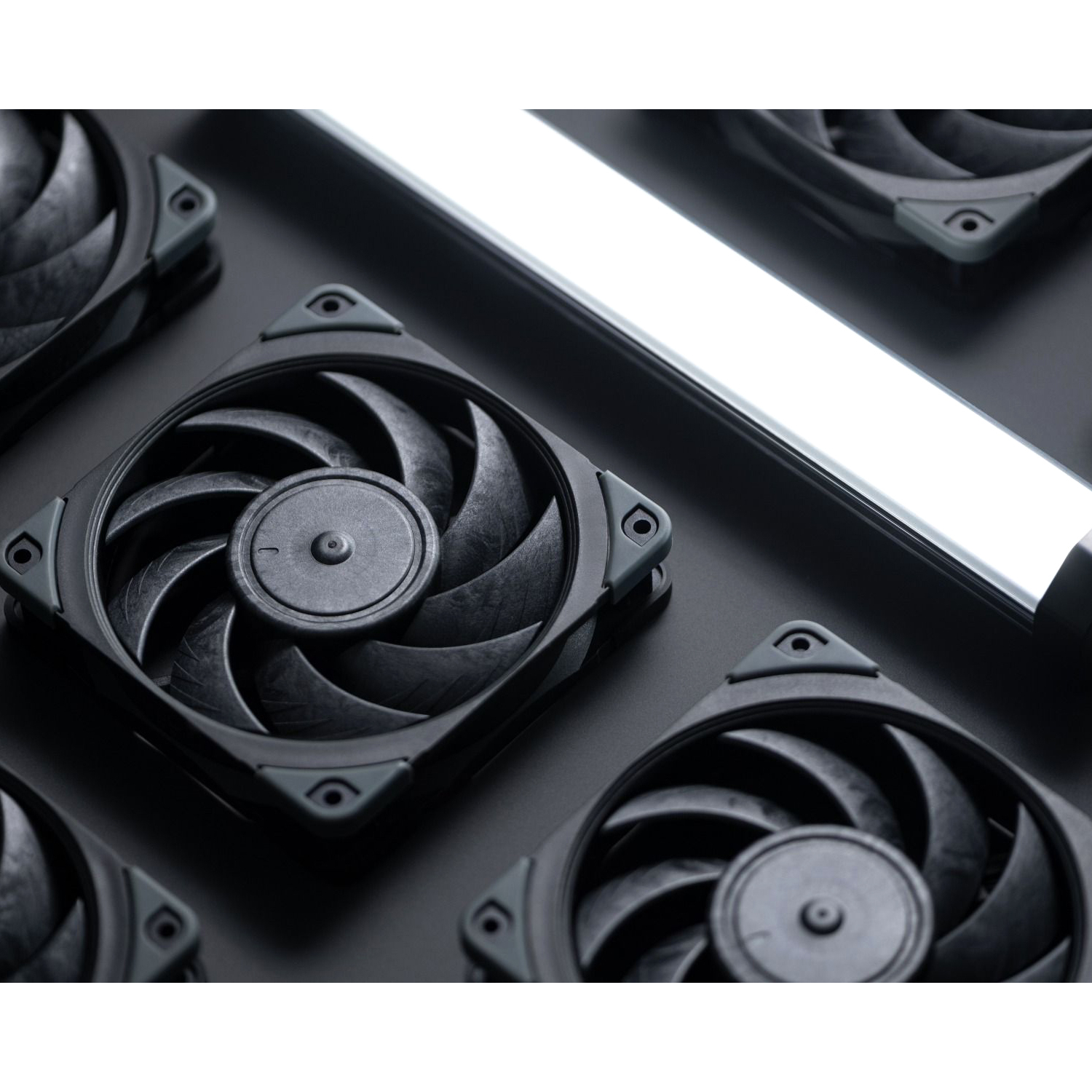 Noctua NF-A12x25 PWM chromax.black.swap