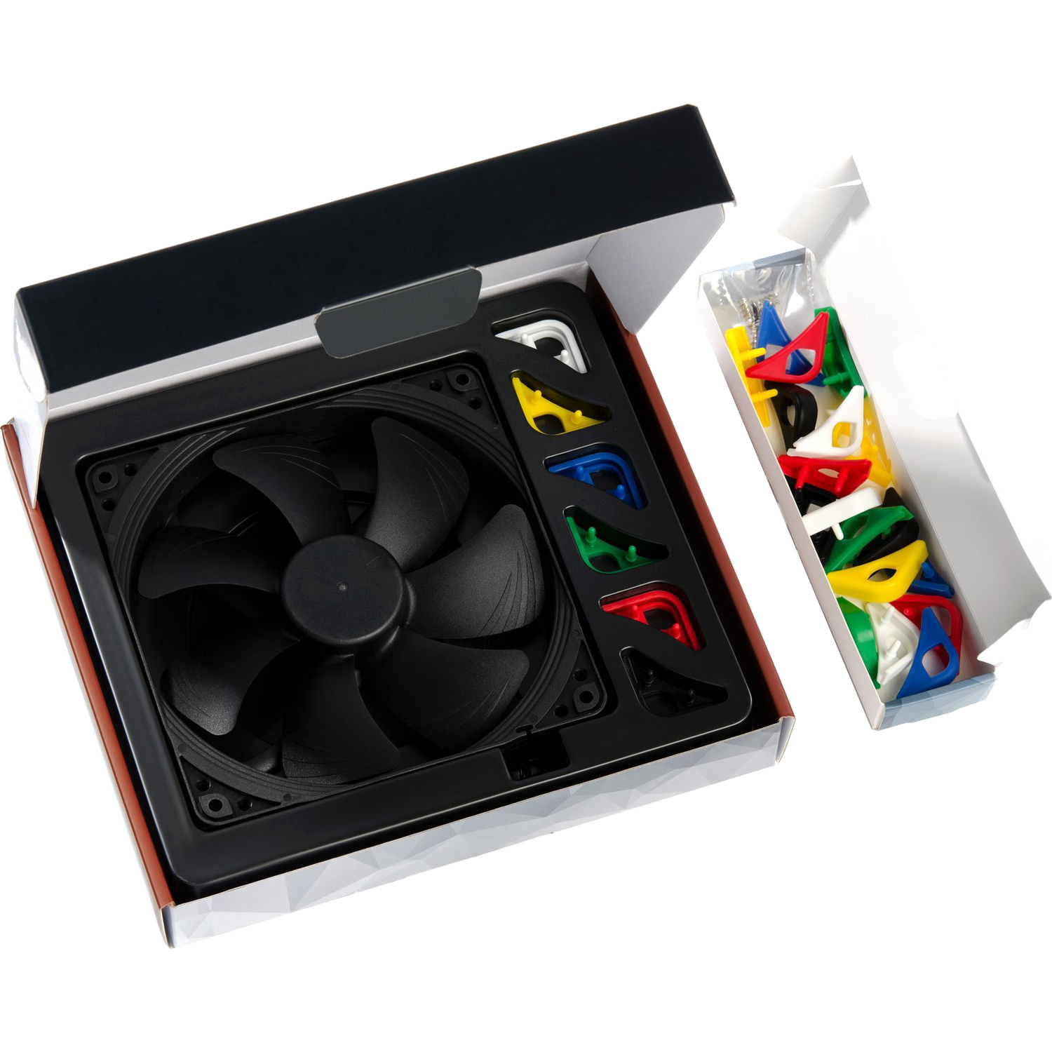Noctua NF-A14 PWM chromax.black.swap