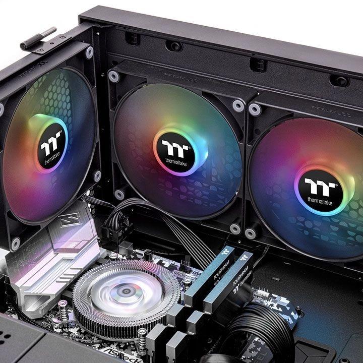 Thermaltake CL-F149-PL12SW-A