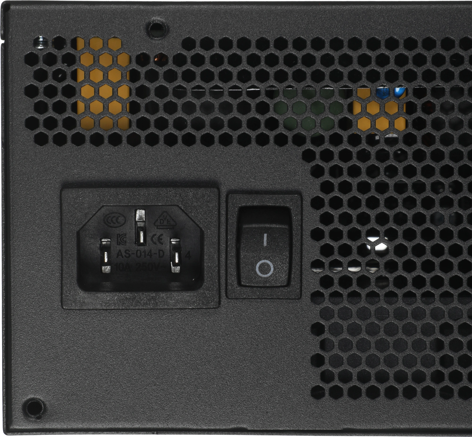 Gigabyte GP-UD750GM PG5 V2