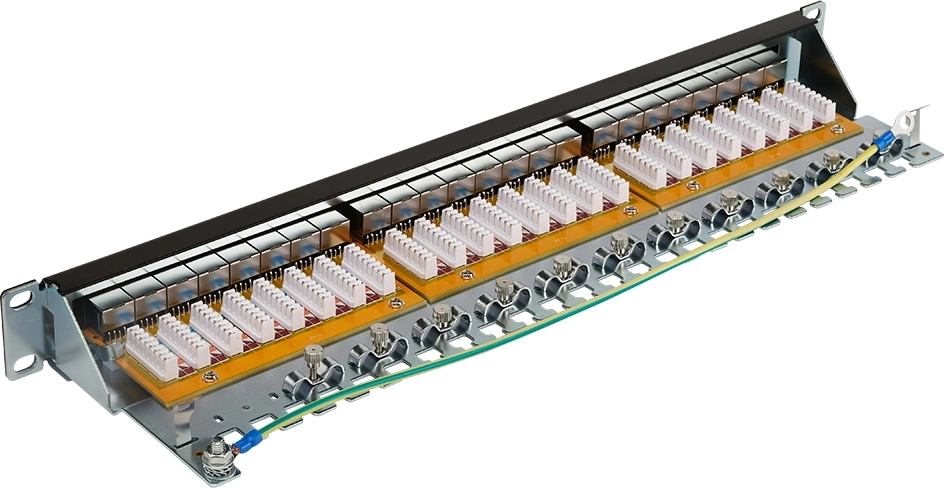 Патч-панель 19, 24 порта RJ45, экранированная, кат.5E, 1U LANMASTER арт. LAN-PPL24S5E