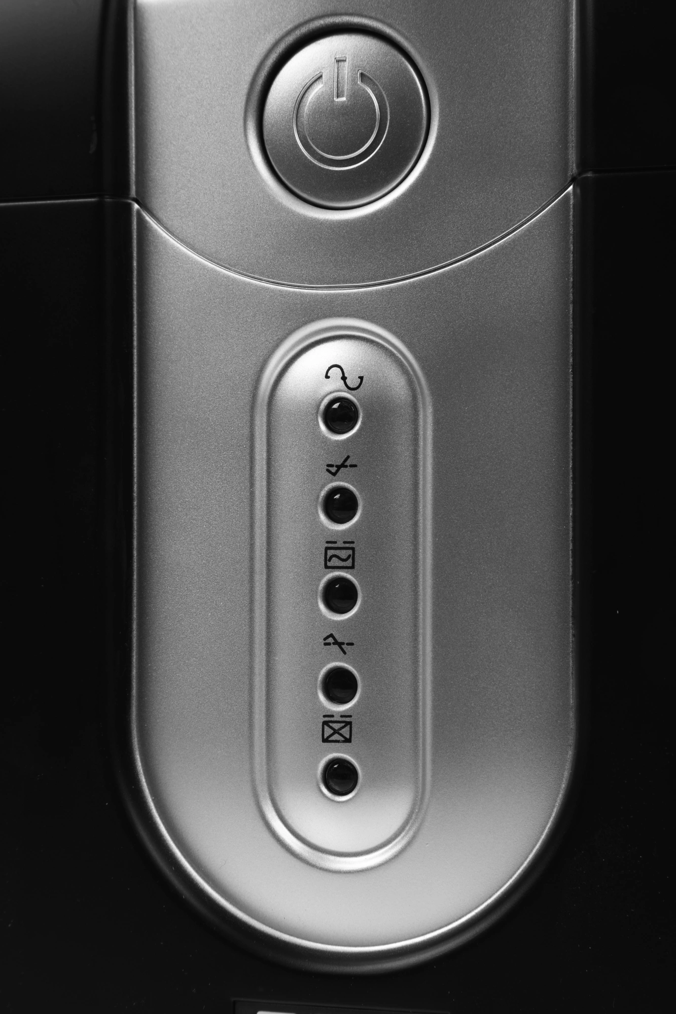 Powercom Back-UPS IMPERIAL, Line-Interactive, 3000VA/1800W, Tower, 6*IEC320-C13 (6 batt), USB (747928) арт. IMP-3000AP