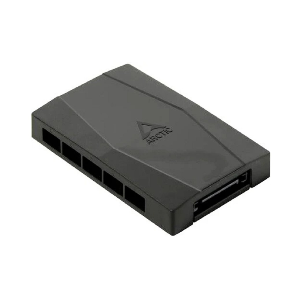 Хаб на десять корпусных вентиляторов ARCTIC Case Fan Hub to10-x PWM Fan ACFAN00175A