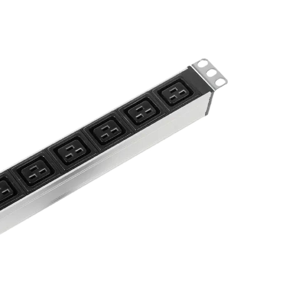 REM Вертикальный блок розеток Rem-16 с выкл., 14 IEC 60320 C13, 10 C19, вход C20 16A, алюм., 33-38U (R-16-14C13-10C19-V-1420) ЦМО
