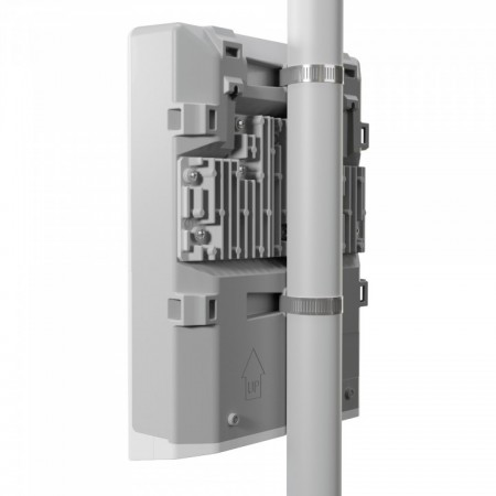 коммутатор Mikrotik netFiber 9 outdoor switch
