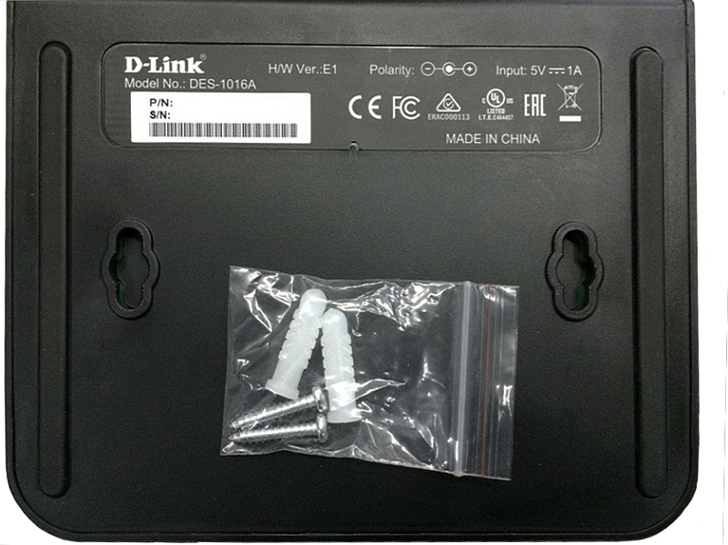 D-Link Неуправляемый коммутатор, 16x100Base-TX, корпус пластик