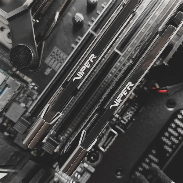 Patriot Viper STEEL DDR4 DIMM 16GB 3200MHz SINGLE 1*16GB CL16 16-18-18-36 1.35V